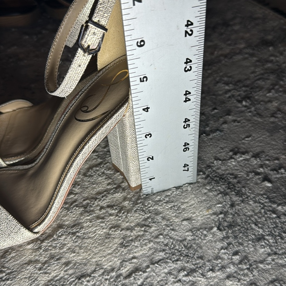 Sam Edelman Yaro Block Heel Sandals Champagne/Light Gold Size 8 New - Picture 6 of 6